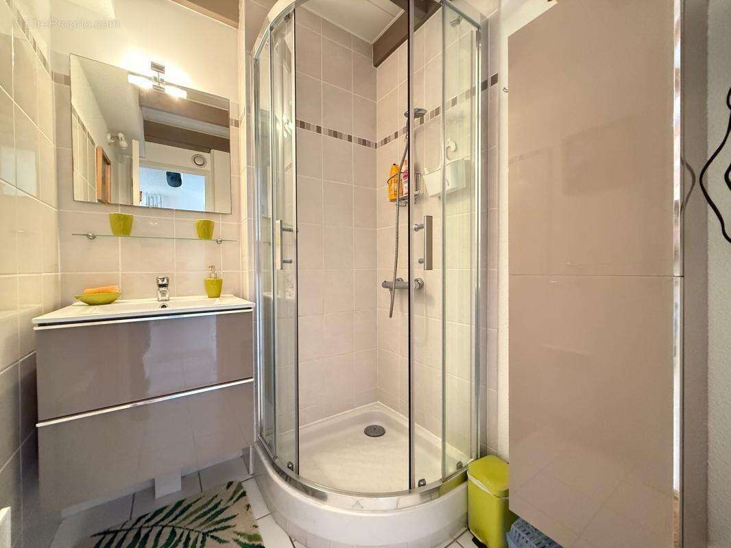 Appartement à VAUX-SUR-MER