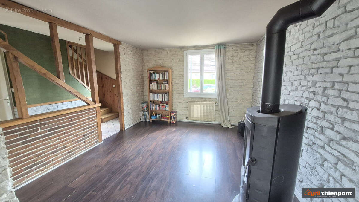 Maison 105 m² à Abbeville  - photo 4