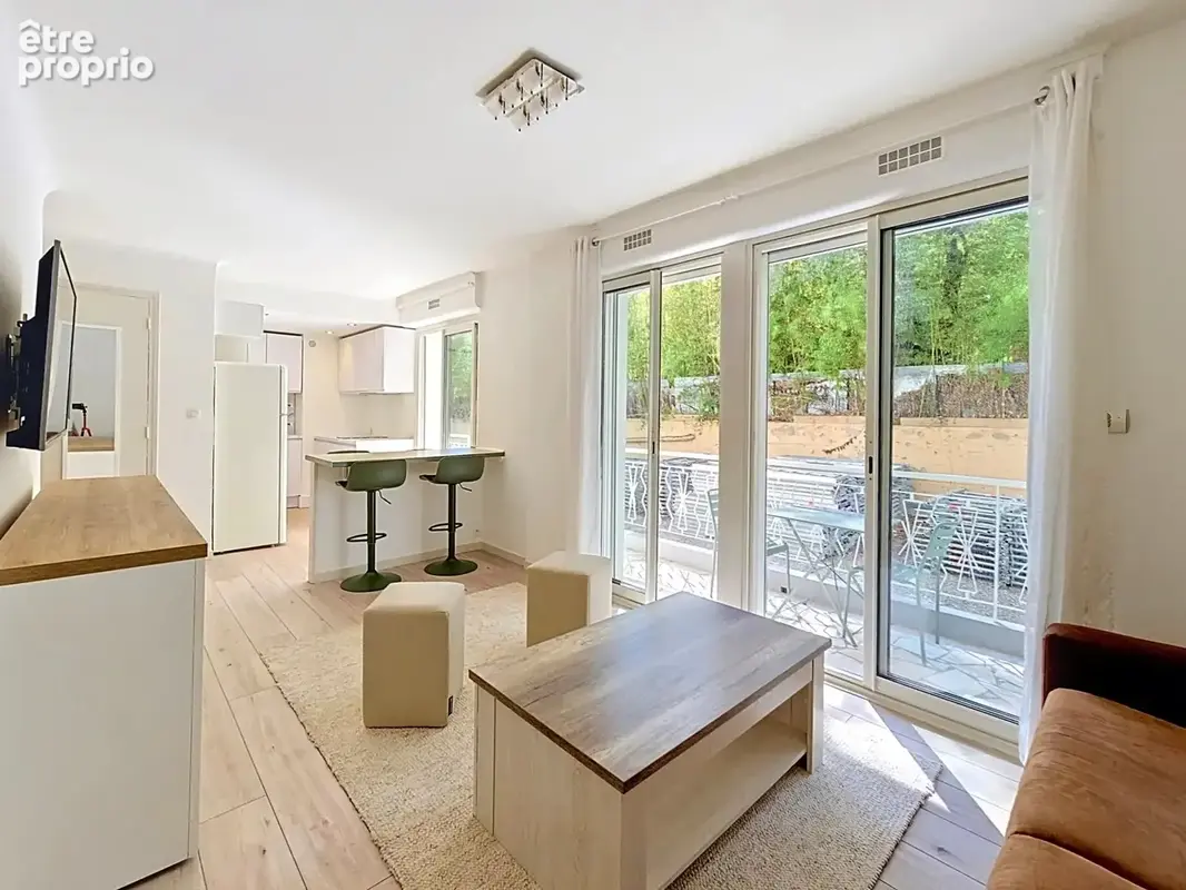 Le cannet limite cannes : appartement eniterement refait a neuf - photo 3