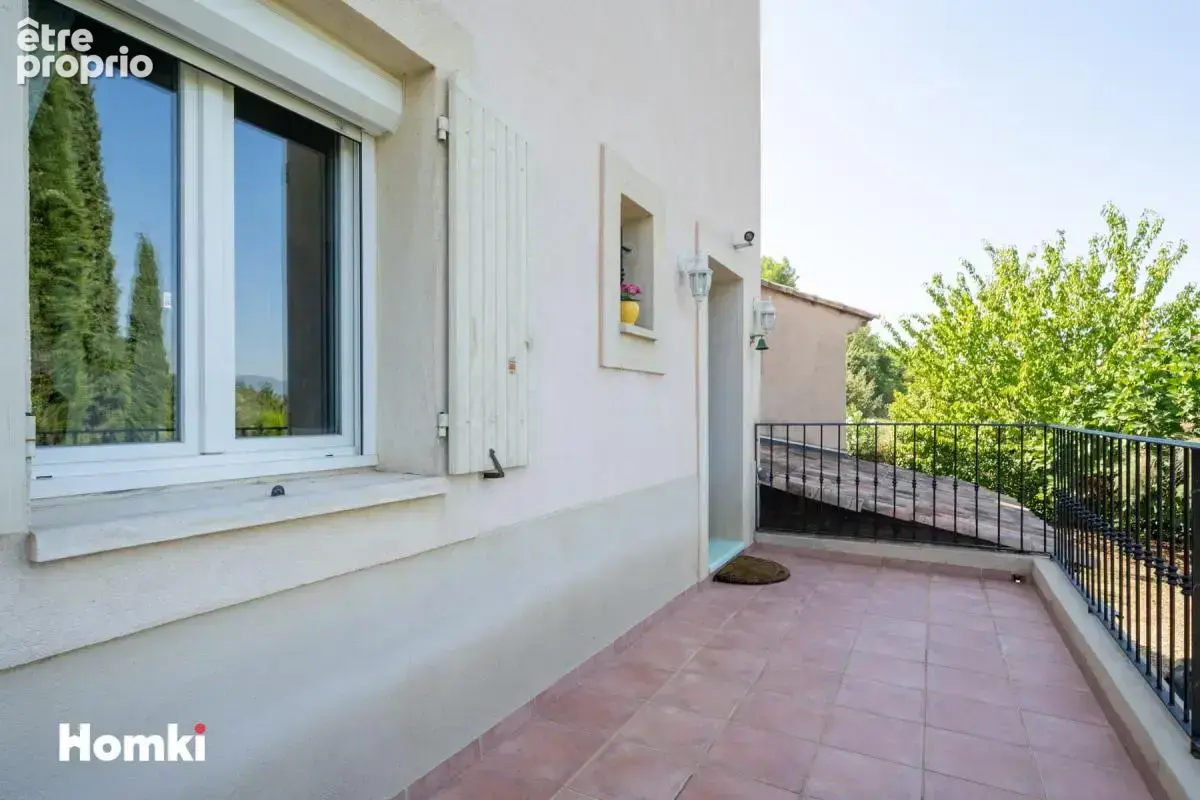 Proche Aix en Provence  – Villa d’exception avec appartement indépendant, piscine et prestations énergétiques remarquables - photo 17