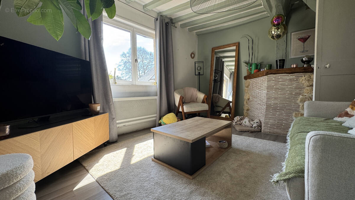 Maison à PONT-L&#039;EVEQUE