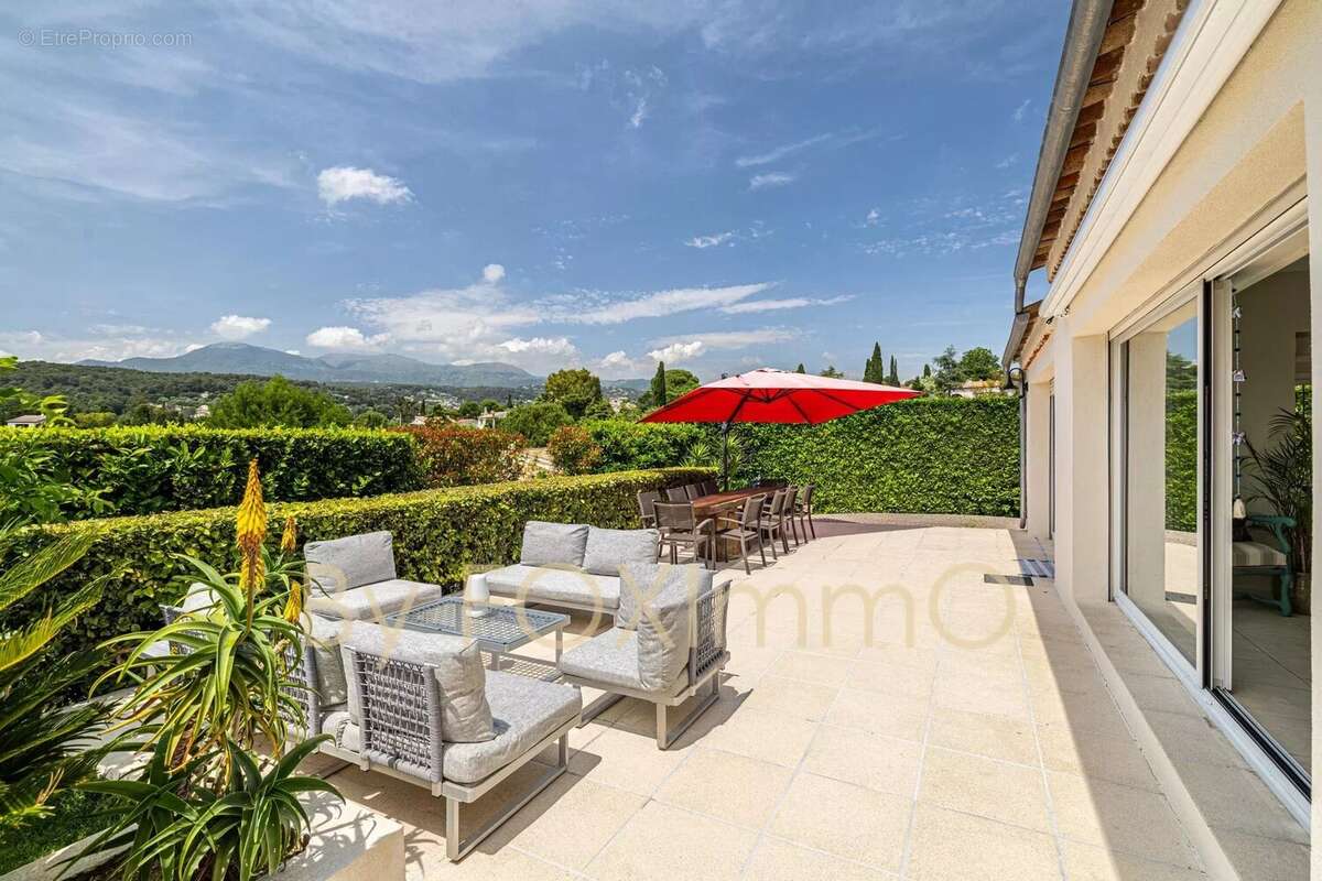 Maison à LA COLLE-SUR-LOUP