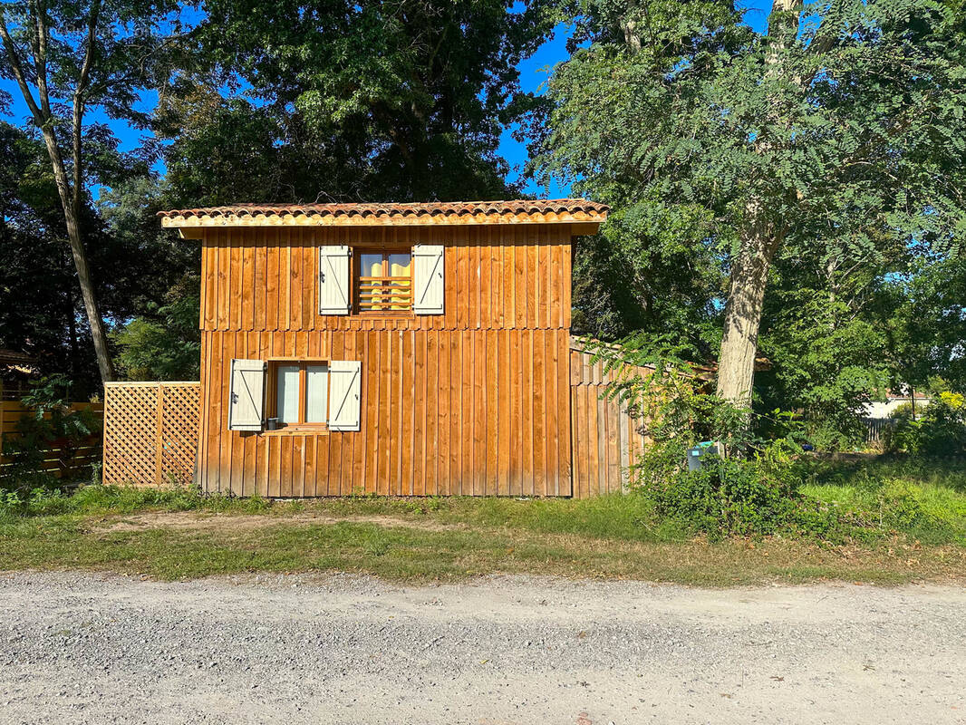 Photo 1 - Maison à SAINT-JULIEN-EN-BORN