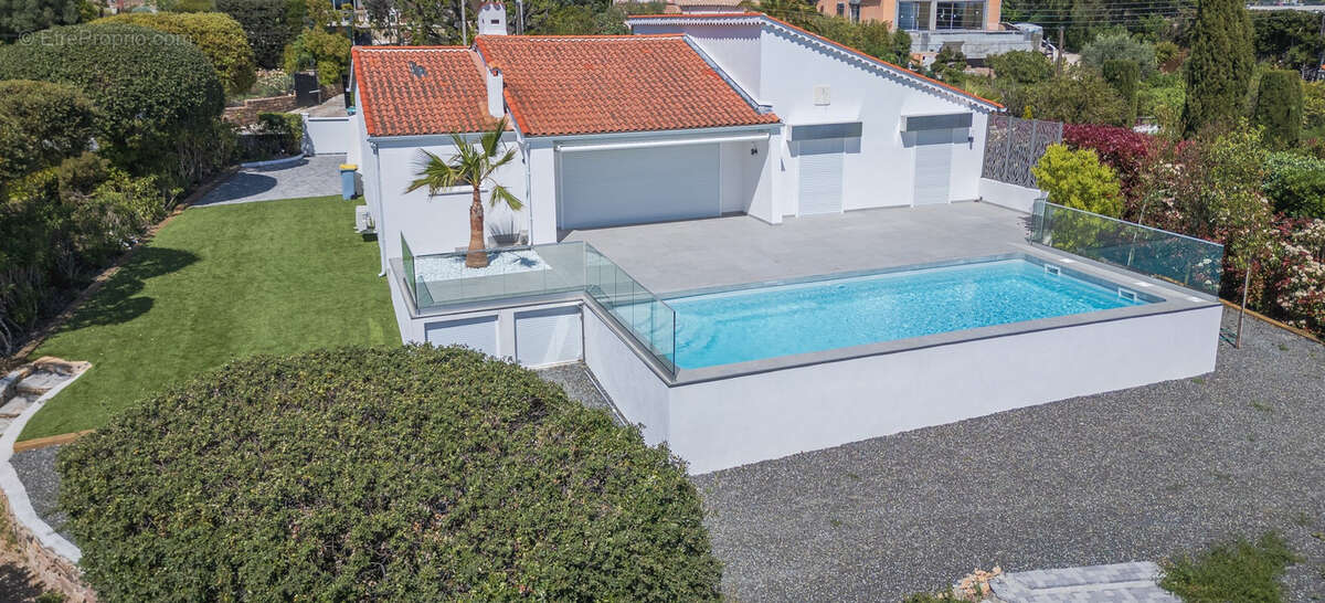 Maison à SAINT-RAPHAEL