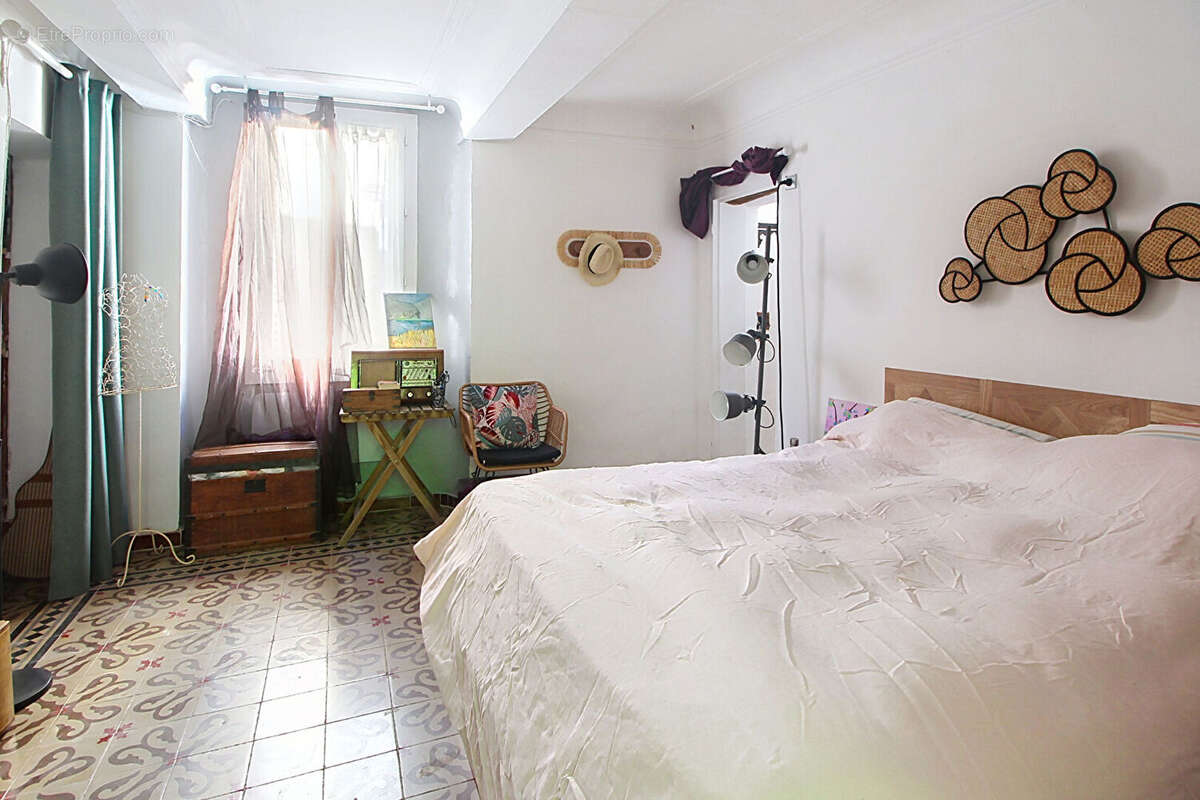 Appartement à LORGUES