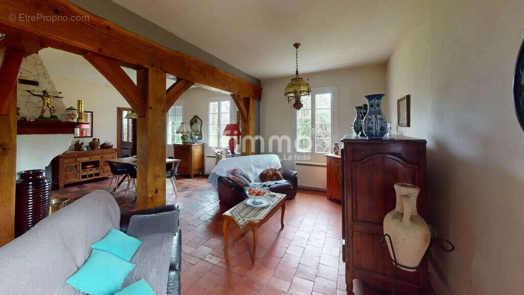 Maison landaise avec piscine, dépendance et terrain - photo 8
