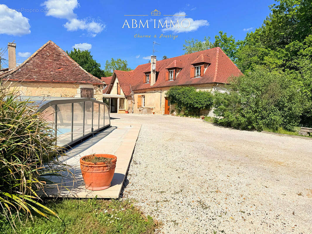 Maison à LEMBRAS