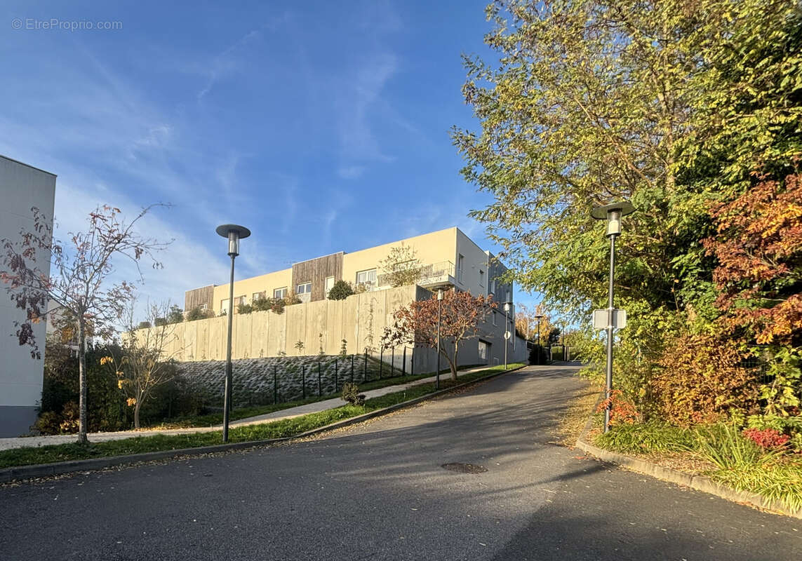 Appartement à VILLENOY