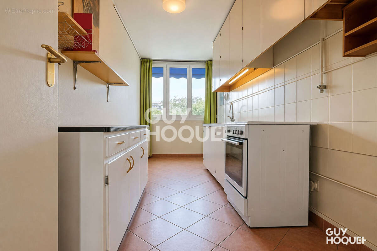 4 pièces avec loggia - vue dégagée sur jardin - photo 5