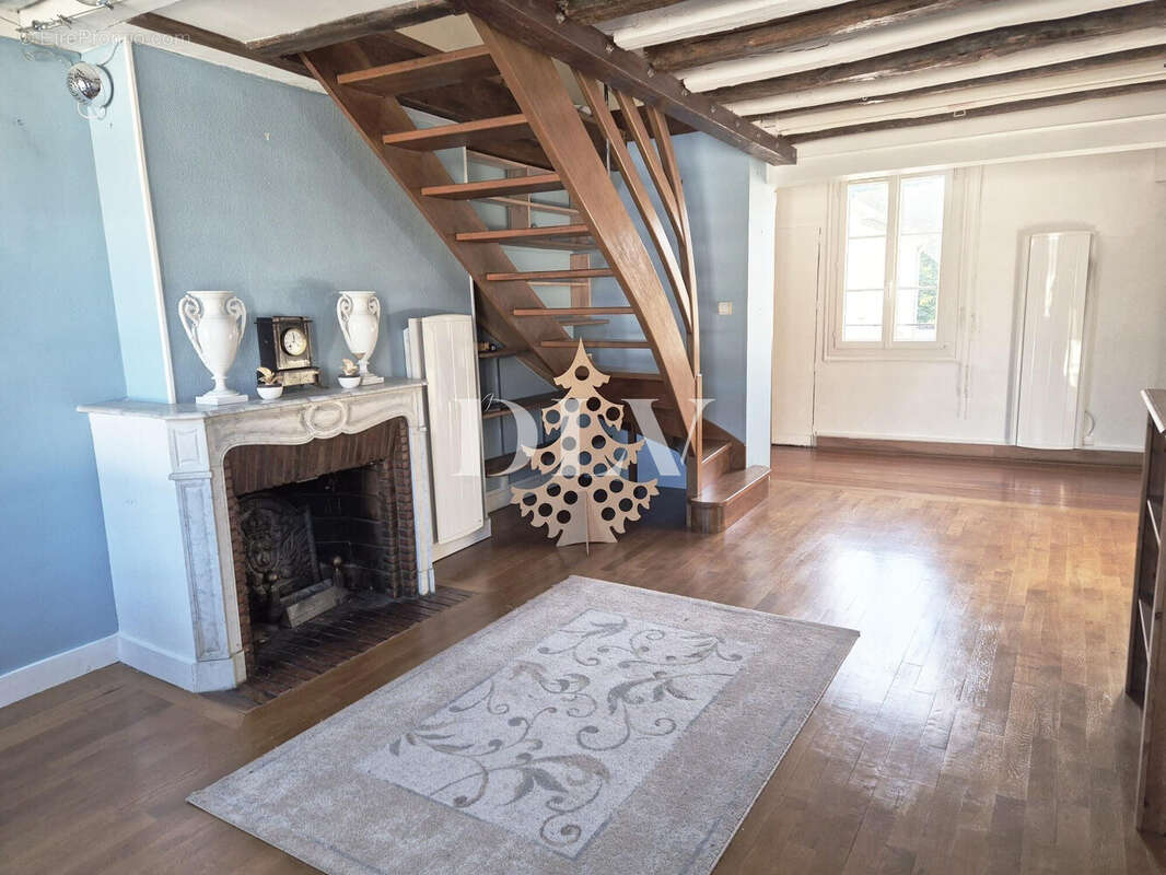 Appartement à FONTAINEBLEAU