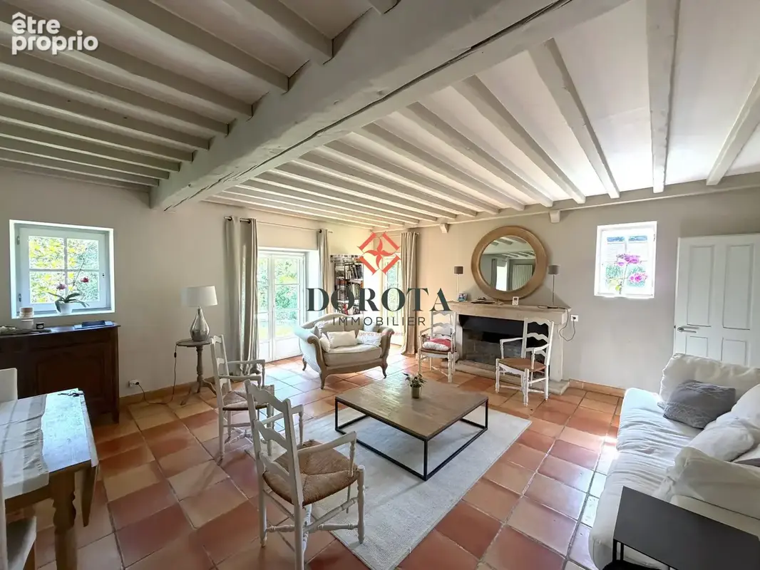 Maison 202 m² à Saint-Ismier  - photo 8