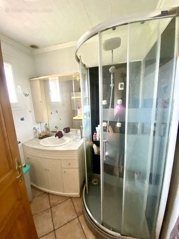 Maison à AULNOYE-AYMERIES