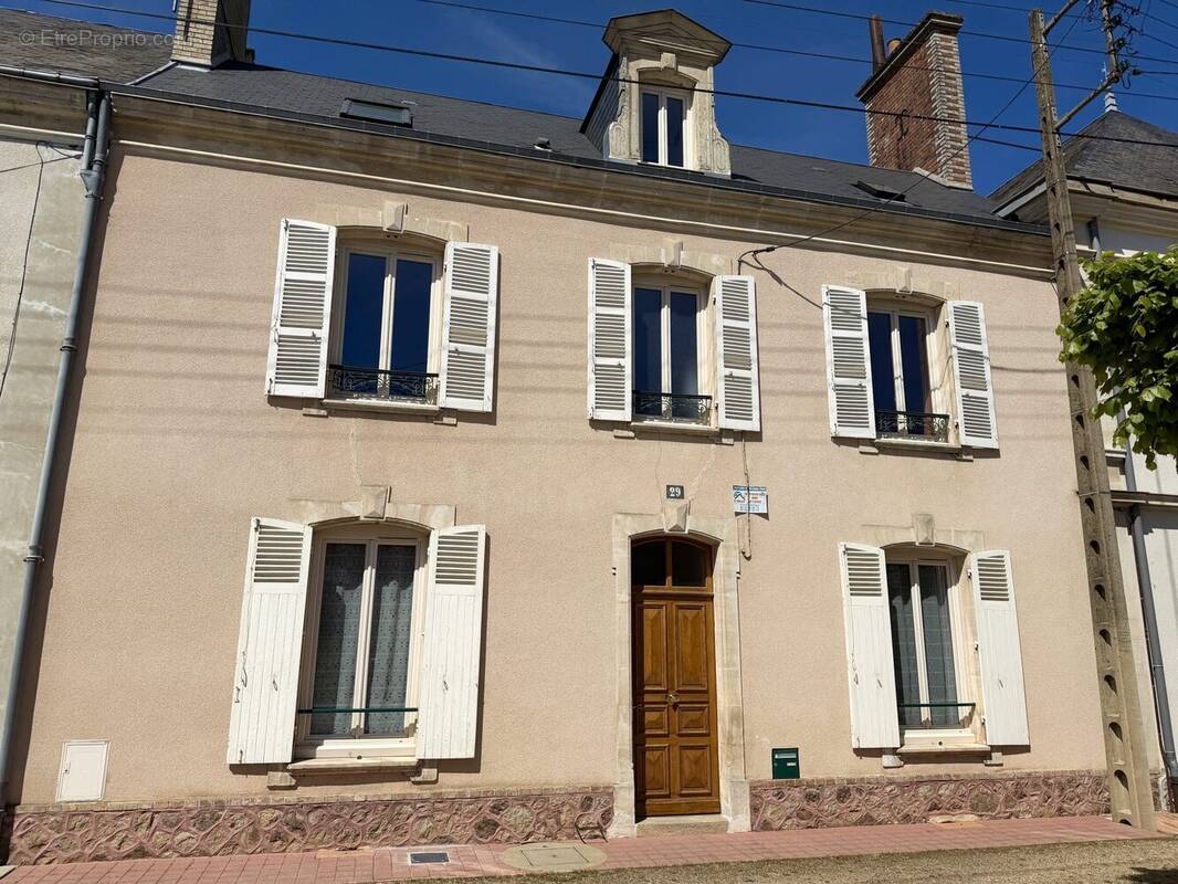 Façade - Maison à BONNETABLE
