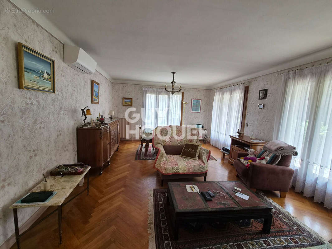 Maison 101 m² à Le Blanc-Mesnil  - photo 2