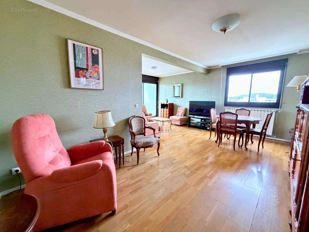 Appartement à LYON-5E