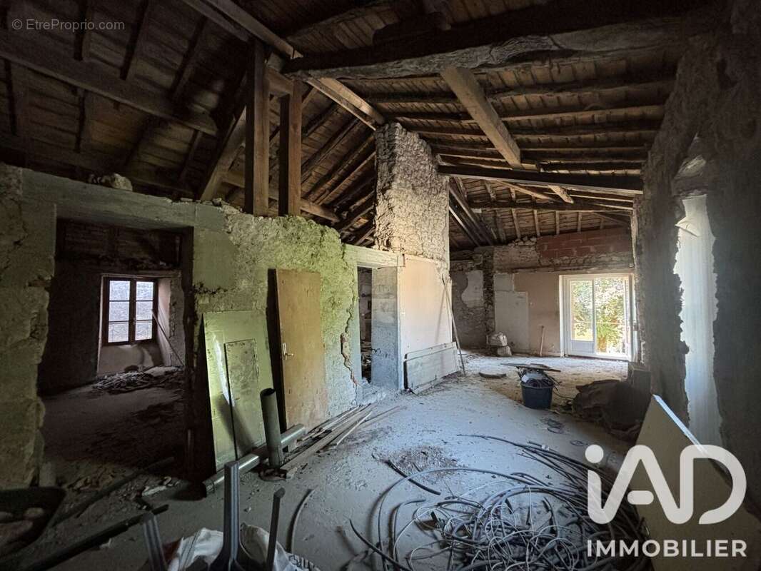 Maison 84 m² à Cahuzac-Sur-Vere  - photo 7