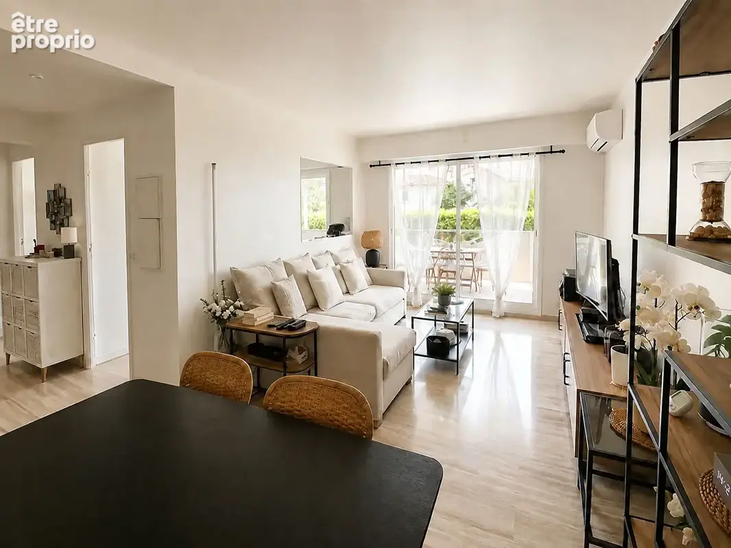 Appartement à LE CANNET