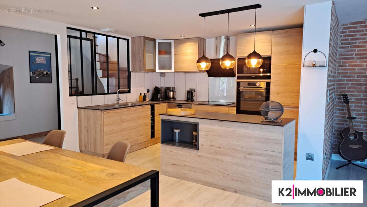 Maison à SAINT-MARCEL-LES-SAUZET