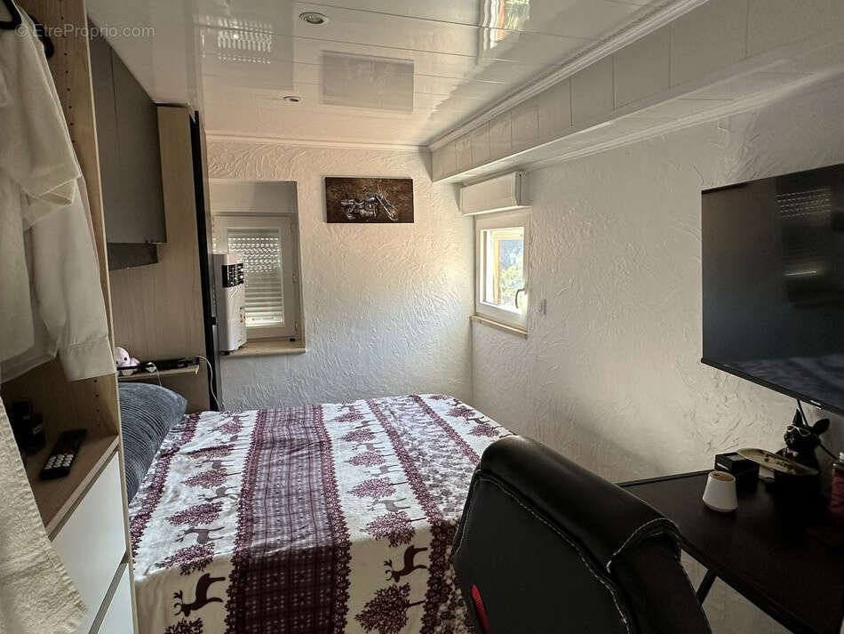 Maison à ROQUEBILLIERE