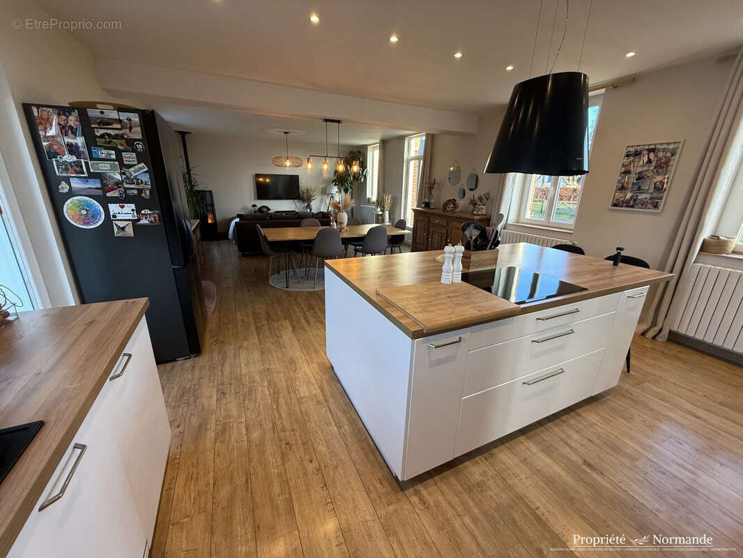 Maison à VOISCREVILLE