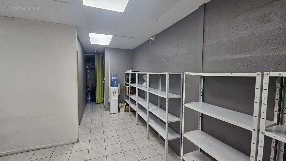 Commerce à BAIE-MAHAULT