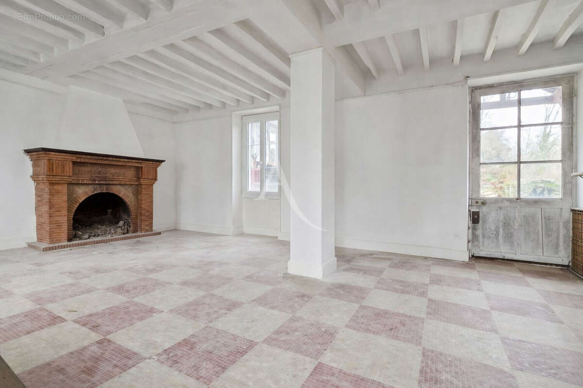 Maison à CHAUSSY