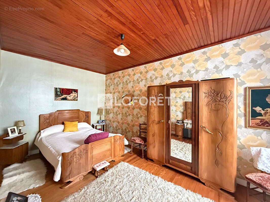 Maison à PRECHAC