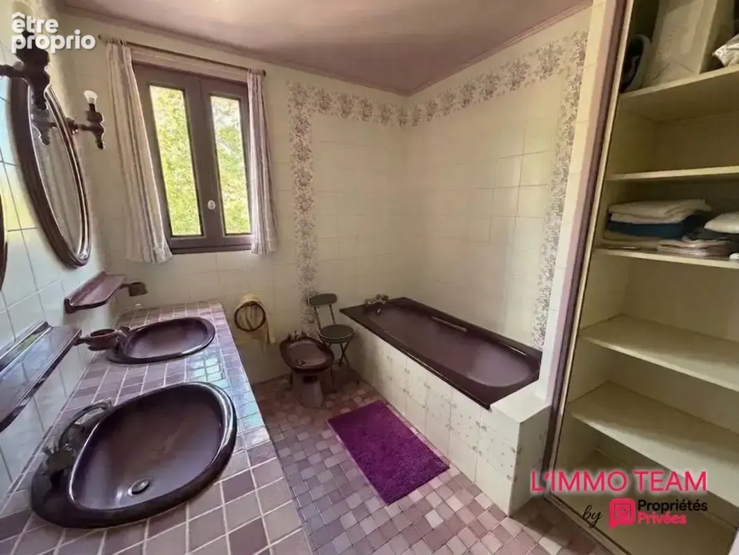 Maison 5 chambres, avec garages et piscine, sur 1.7Ha - vue imprenable - photo 16