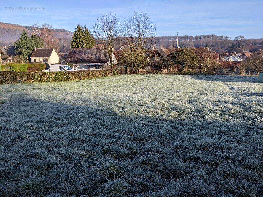 Photo Terrain à Soultz-Sous-Forets au prix de 107 500€