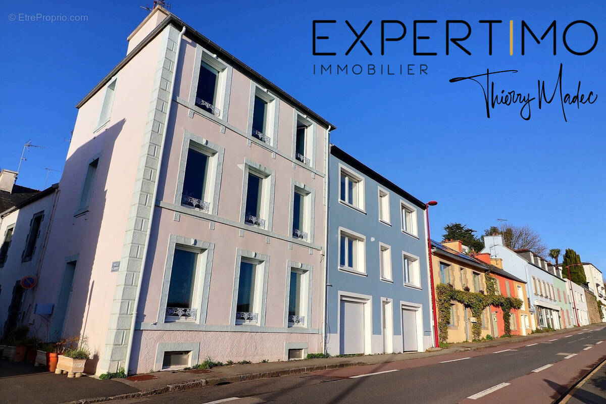 Maison à LE RELECQ-KERHUON