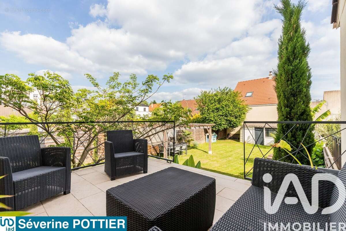Photo 6 - Maison à VIRY-CHATILLON