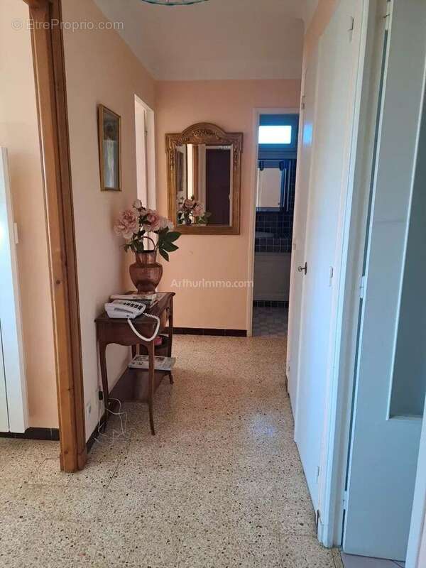 Appartement à SALERNES