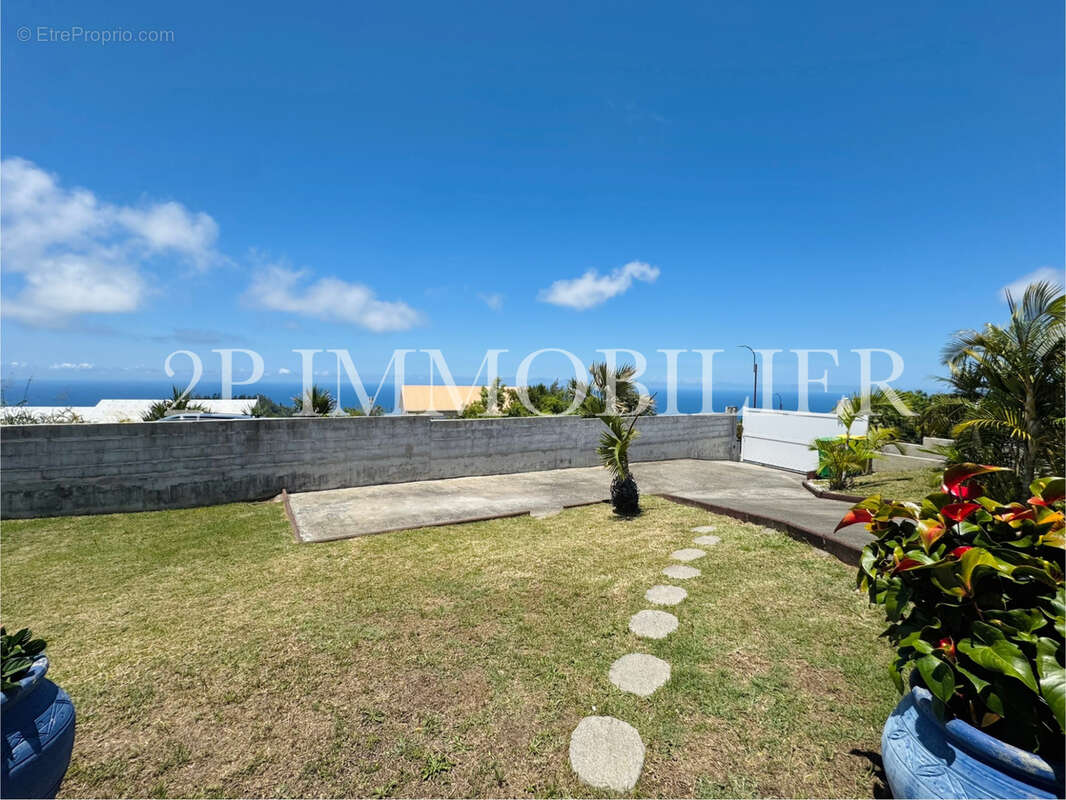 Maison à PETITE-ILE