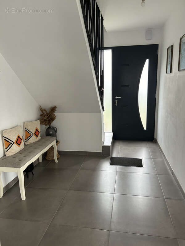 Maison à OSTRICOURT