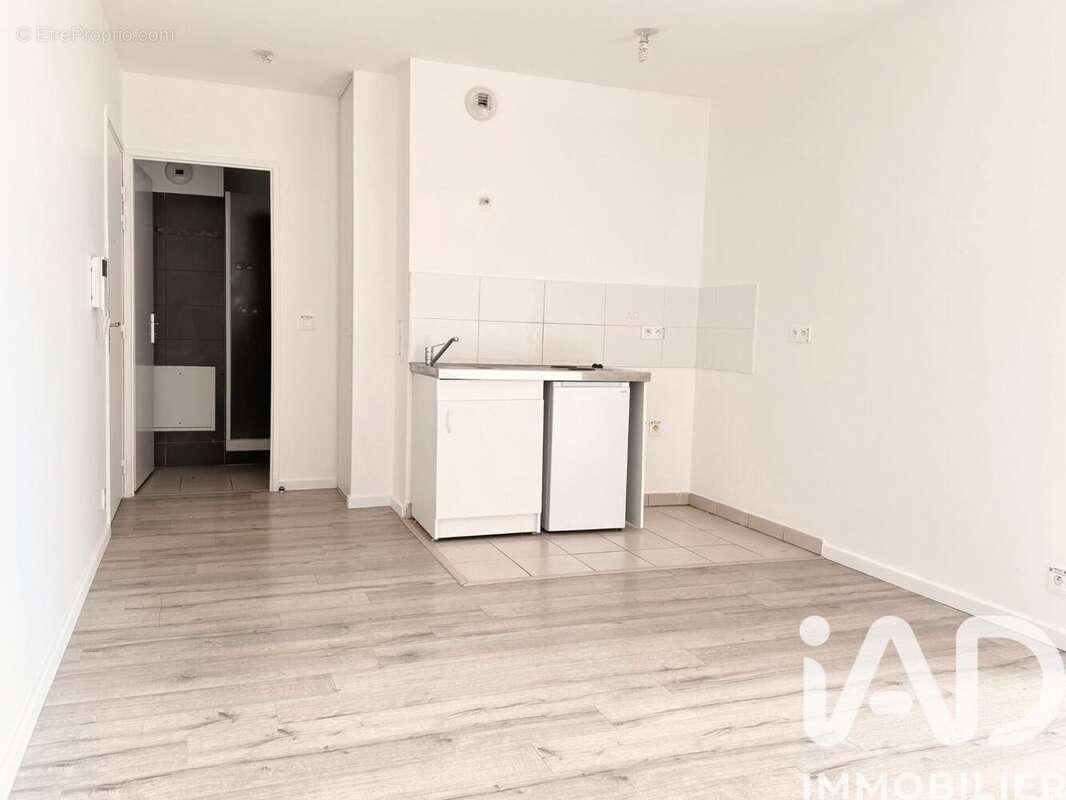 Appartement 31 m² à Drancy  - photo 3