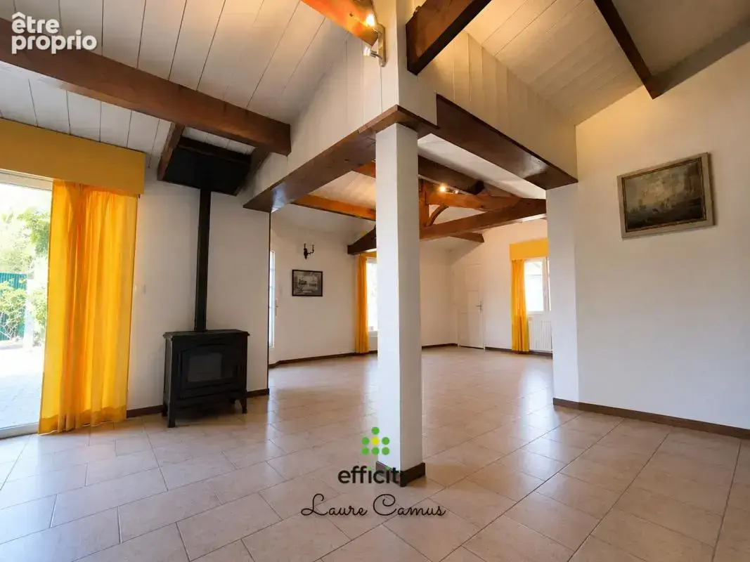 Maison 7 pièces 192 m² à vendre à Saint-Avaugourd-Des-Landes (85540) - photo 5