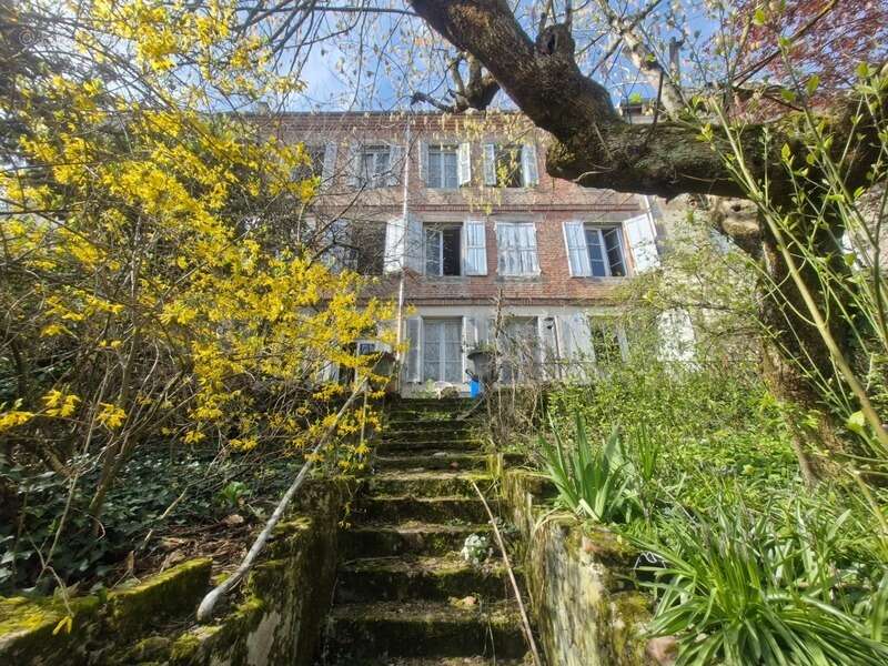 Maison à SAINT-ETIENNE