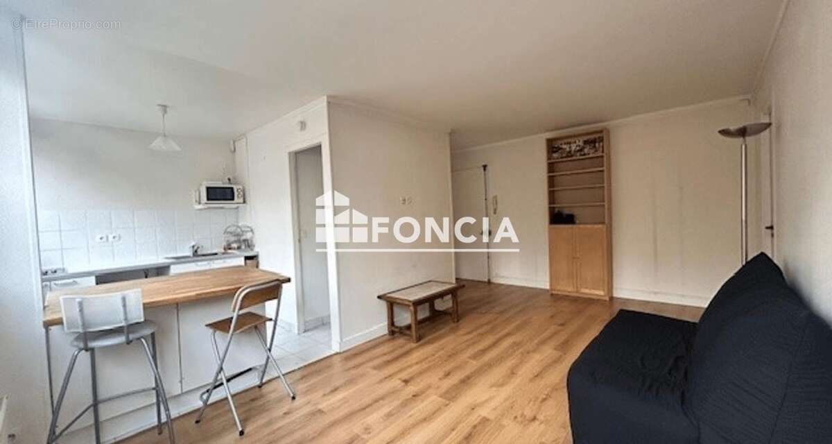 Appartement à PARIS-20E