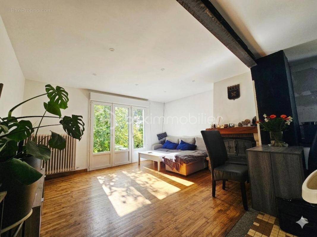 Maison à SAINT-JUST