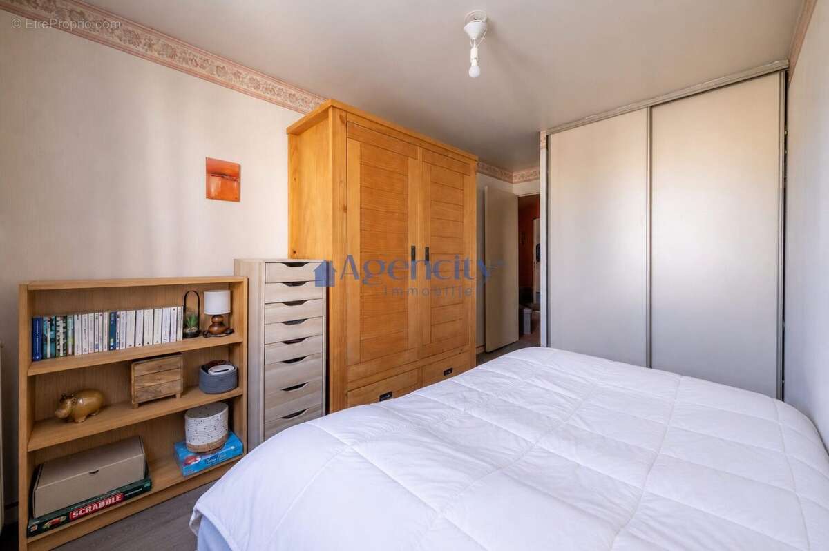 Appartement à LOGNES