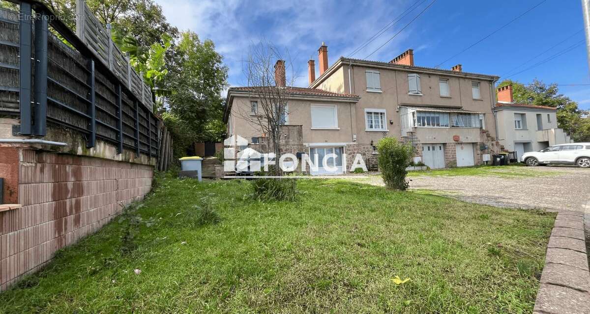 Maison à SAINT-BENOIT-DE-CARMAUX