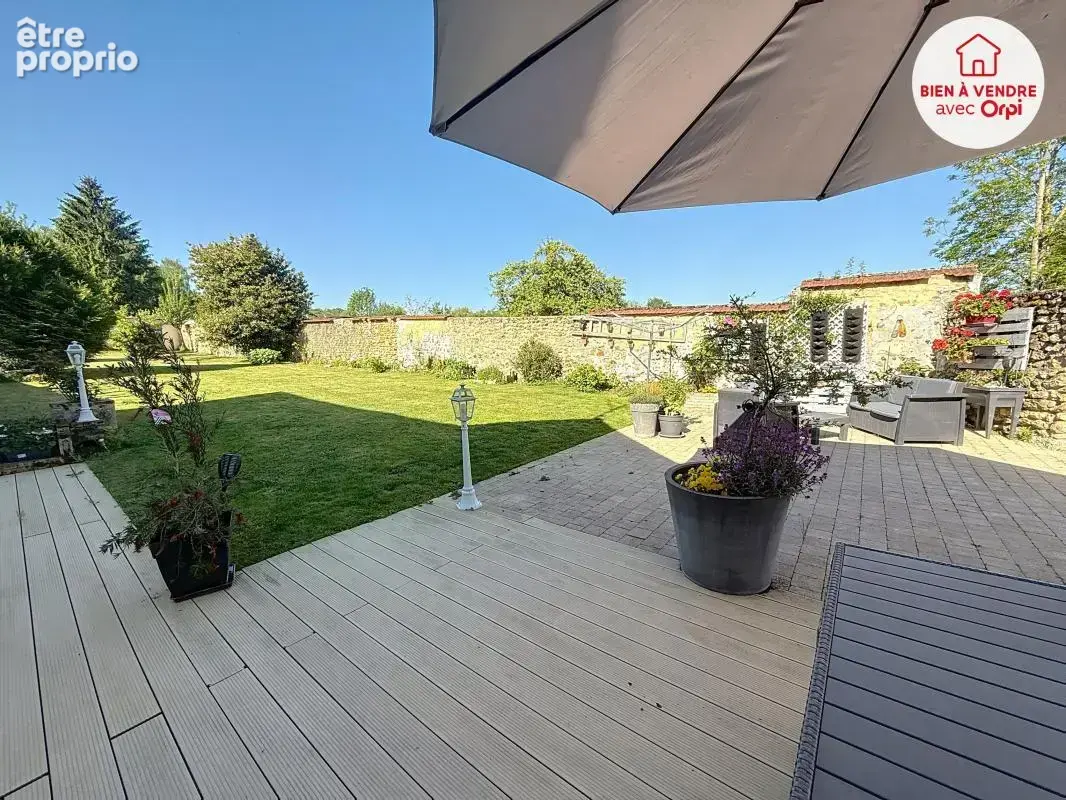 Belle maison en pierres rénovée de 9 pièces - photo 11