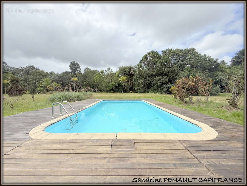 A vendre a sinnamary une magnifique maison t6 de 122 m² superficie terrain 3,5 hectares - au prix de 249 000 € - photo 5