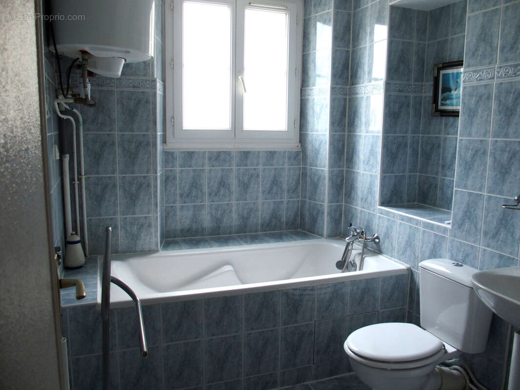 Appartement à PORT-EN-BESSIN-HUPPAIN