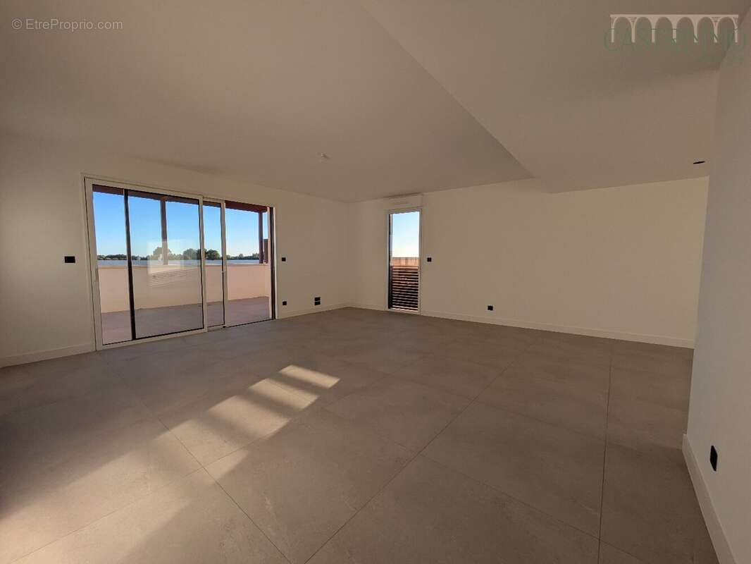 Appartement à CASTRIES