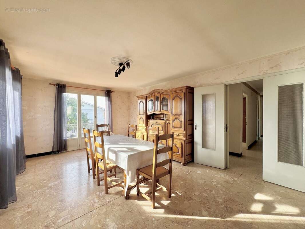 Maison à CHARVIEU-CHAVAGNEUX