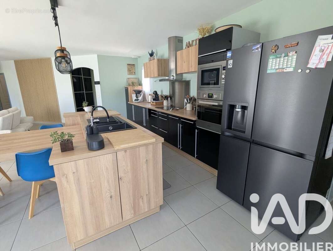 Maison 117 m² à Labatmale  - photo 3