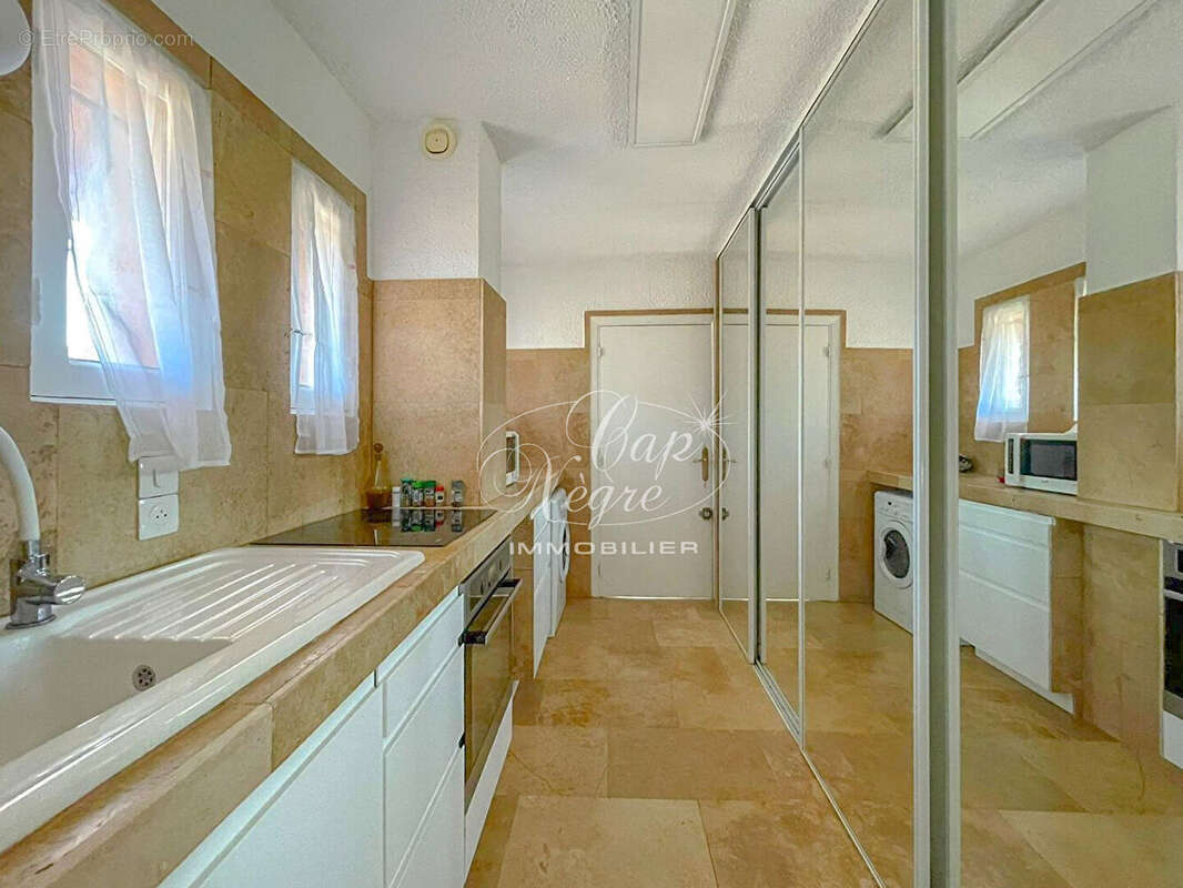Appartement à SAINT-TROPEZ