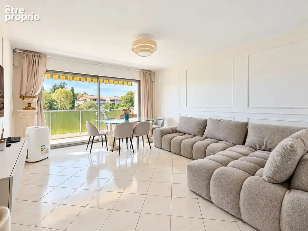 Photo Appartement à Antibes au prix de 337 000€