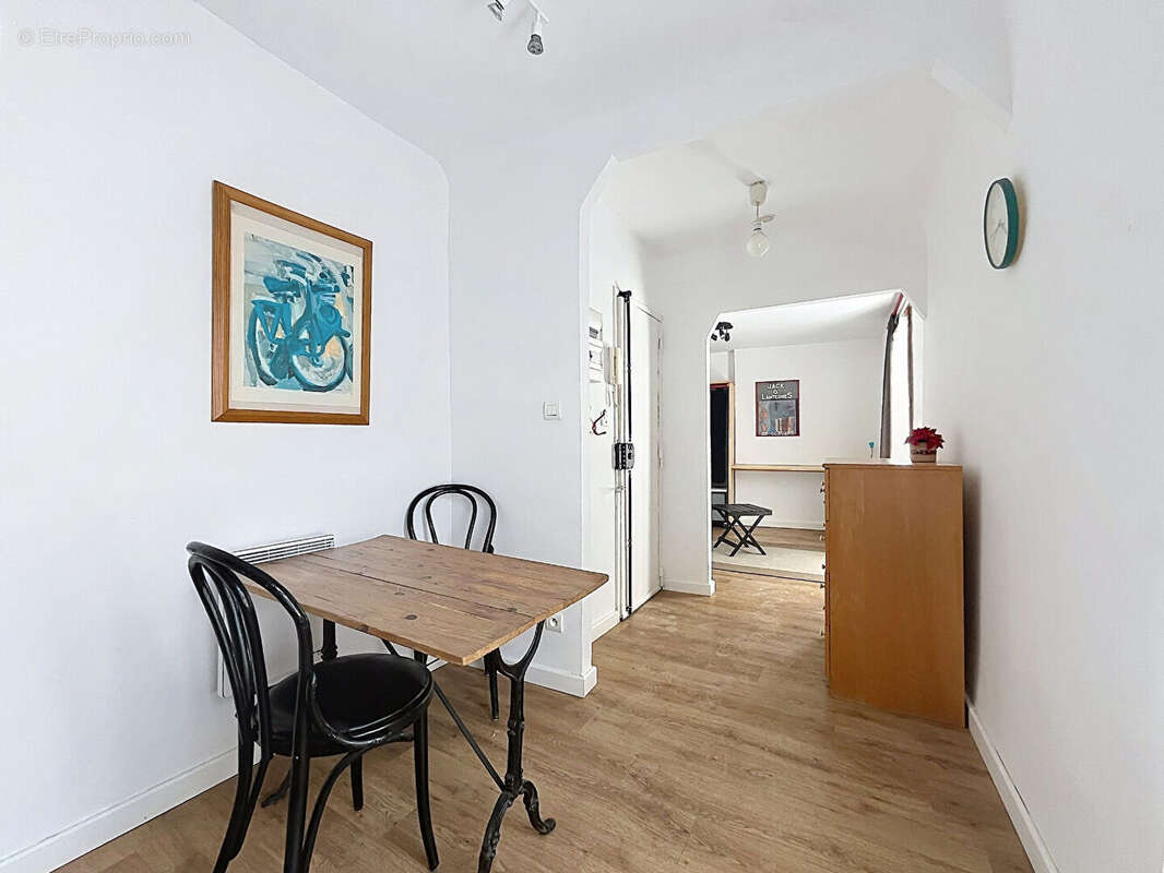 Appartement à MARSEILLE-2E